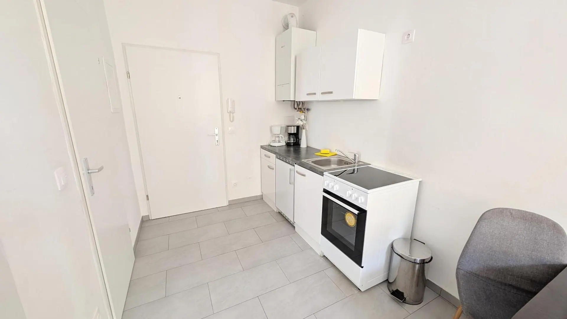 Charming Stay At Maerzstrasse Apartments Close To Vienna Attractions