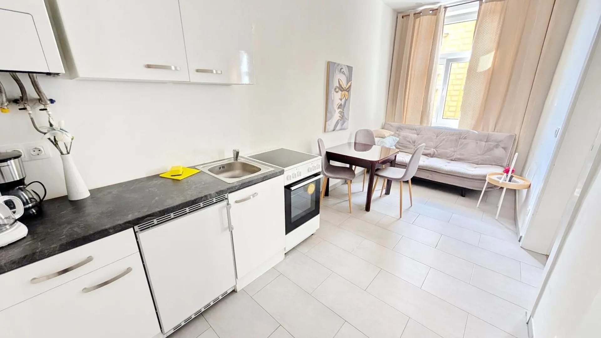 Charming Stay At Maerzstrasse Apartments Close To Vienna Attractions