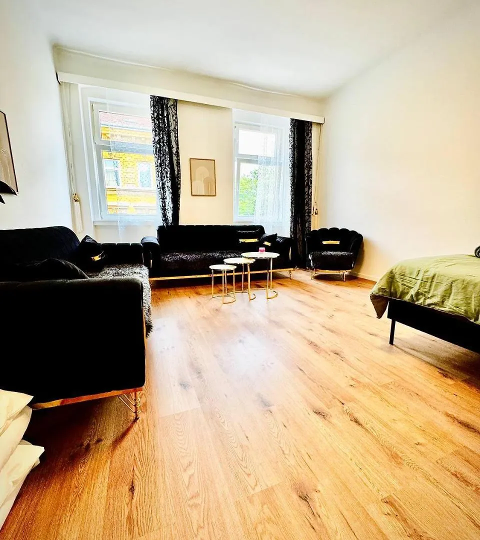 Charming Stay At Maerzstrasse Apartments Close To Vienna Attractions Austria